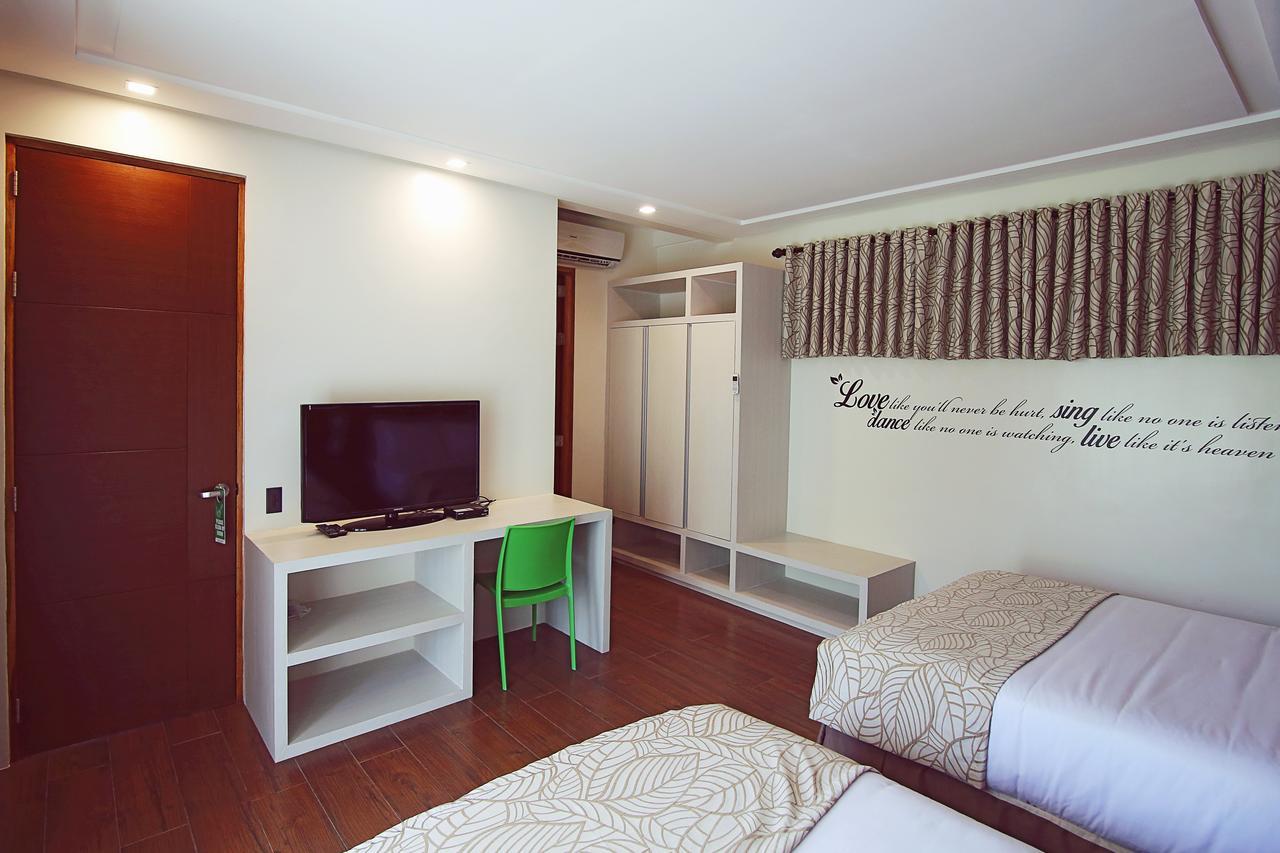 Nayomi Sanctuary Resort Batangas Exterior photo