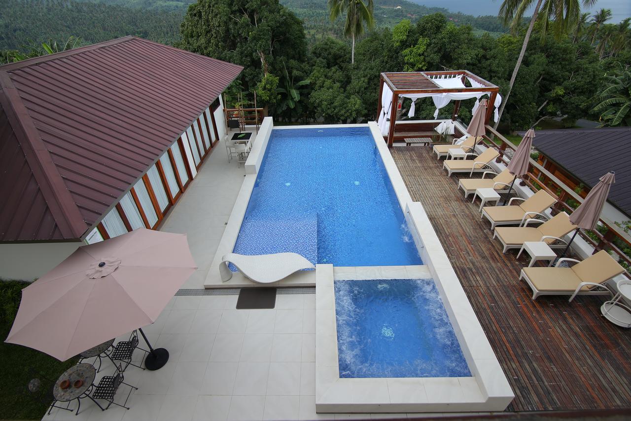 Nayomi Sanctuary Resort Batangas Exterior photo